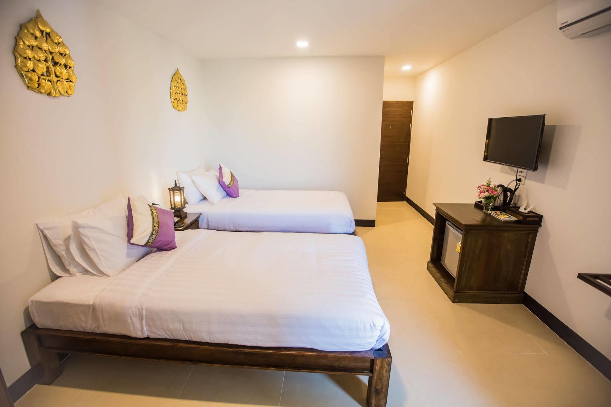C Hotel Boutique And Comfort Чиангмай Екстериор снимка