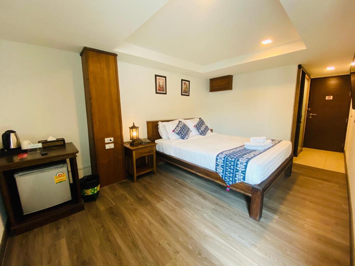 C Hotel Boutique And Comfort Чиангмай Екстериор снимка