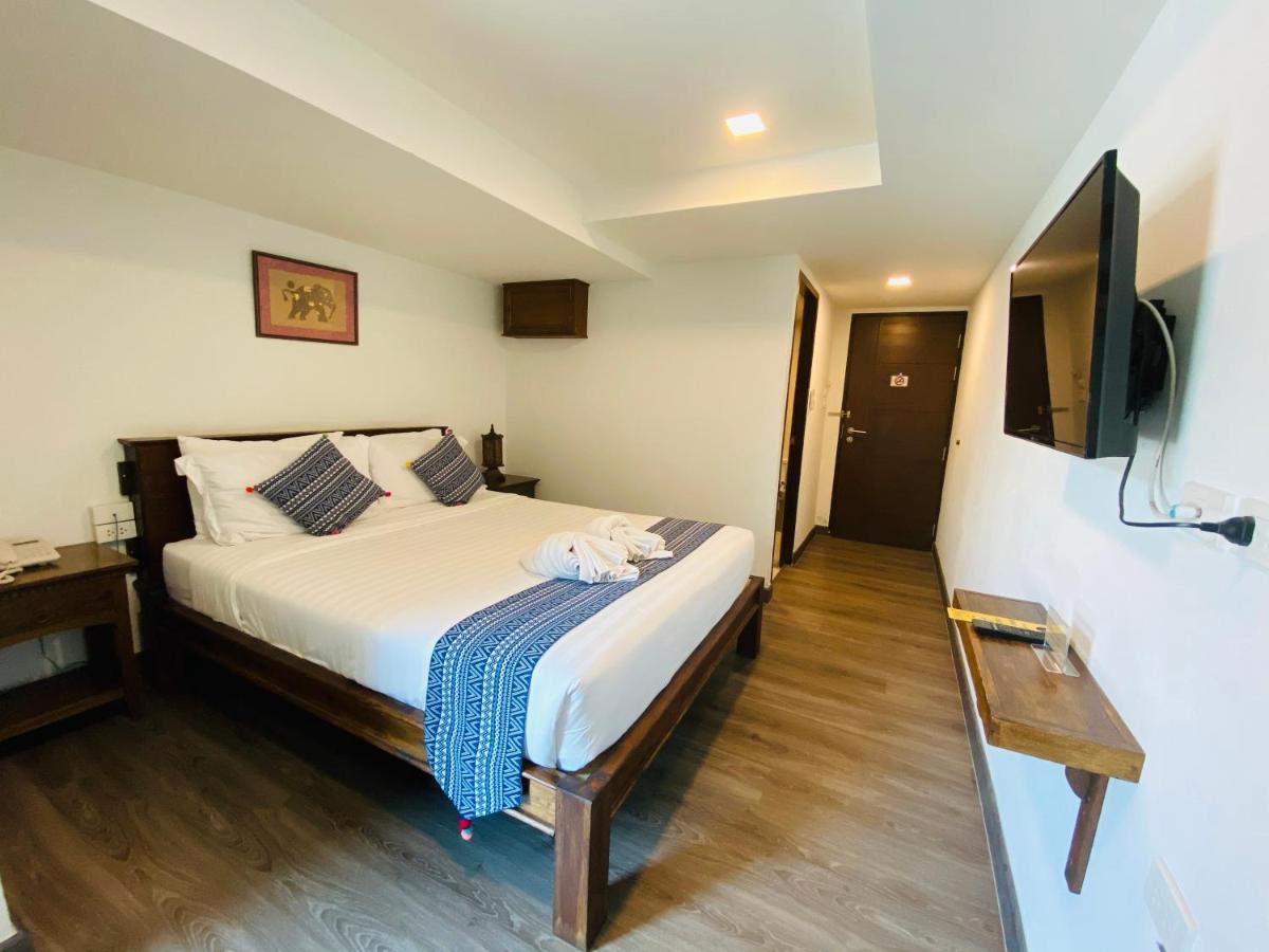 C Hotel Boutique And Comfort Чиангмай Екстериор снимка