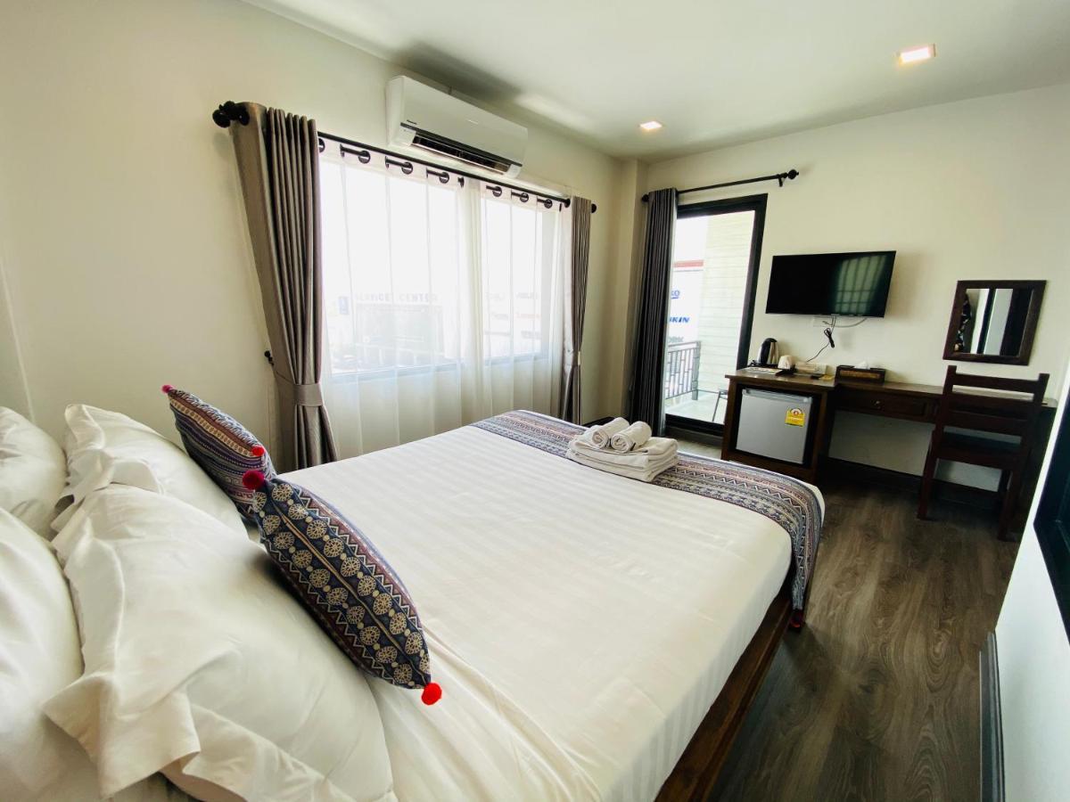 C Hotel Boutique And Comfort Чиангмай Екстериор снимка
